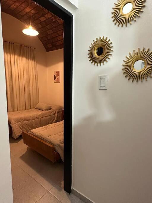 Hermosa casa cerca de la montaña photo 2