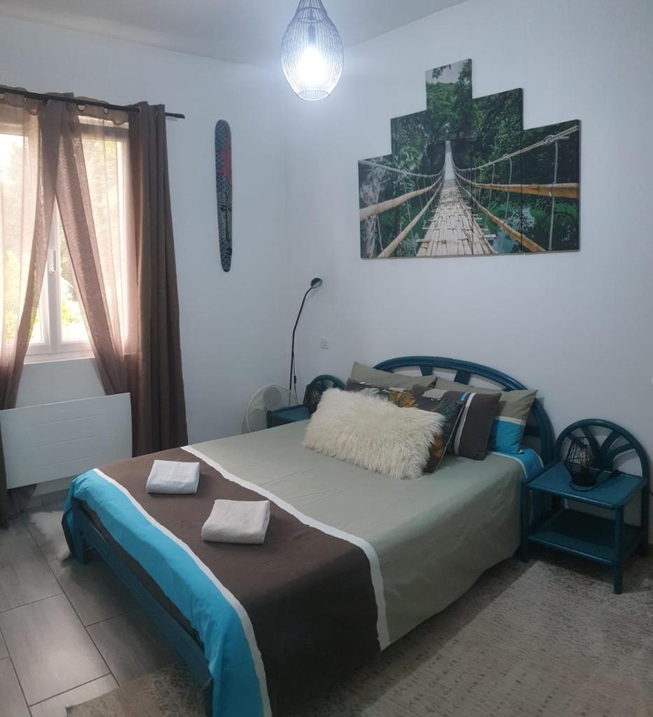 Chambre cosy entre mer et montagne photo 3