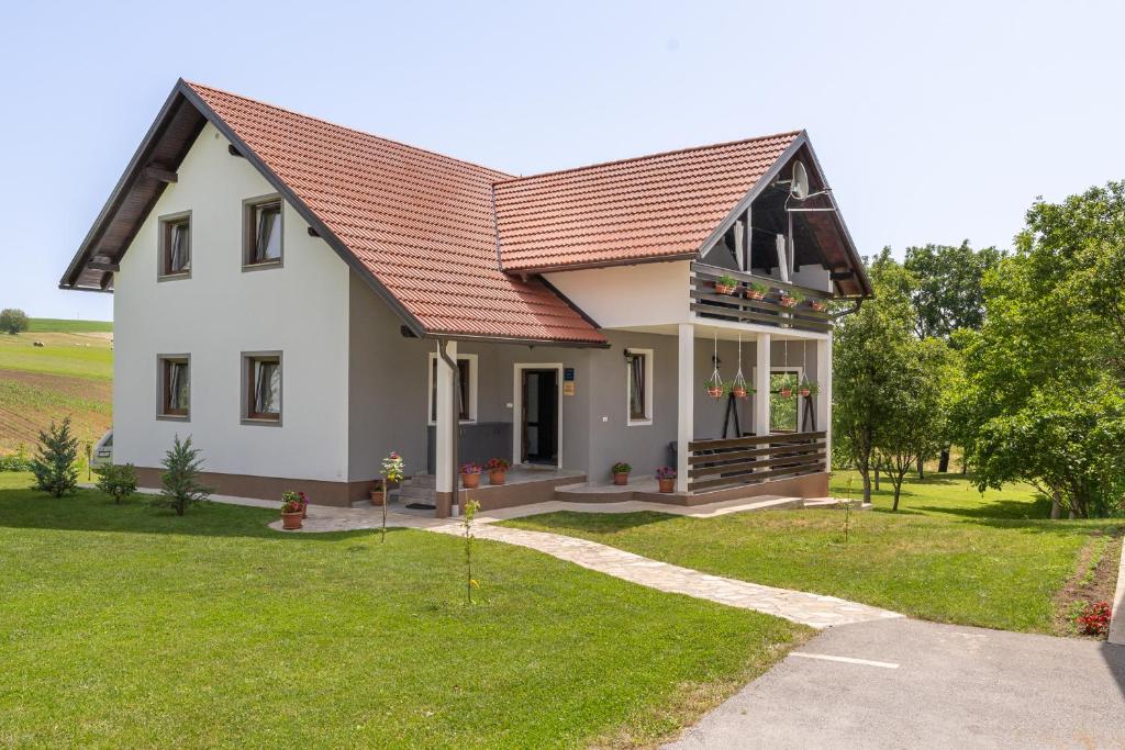 Deluxe Apartment with Jacuzzi PATAR