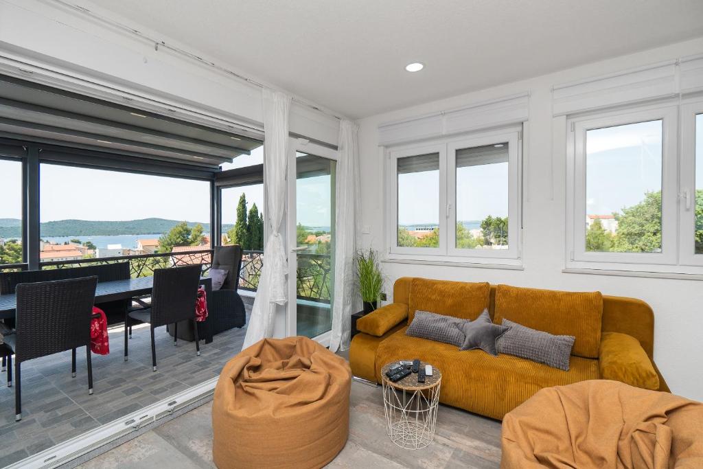 Apartment Nikita Penthouse photo 4