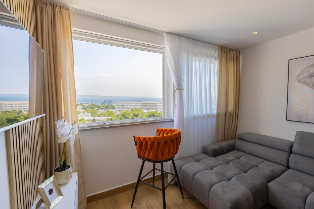 Golden view luxury apartment Split photo 2
