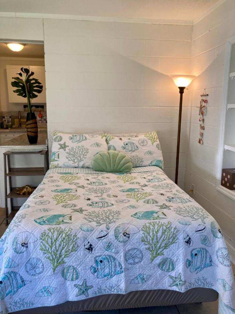 Seashell Studio near FIT/beach photo 3
