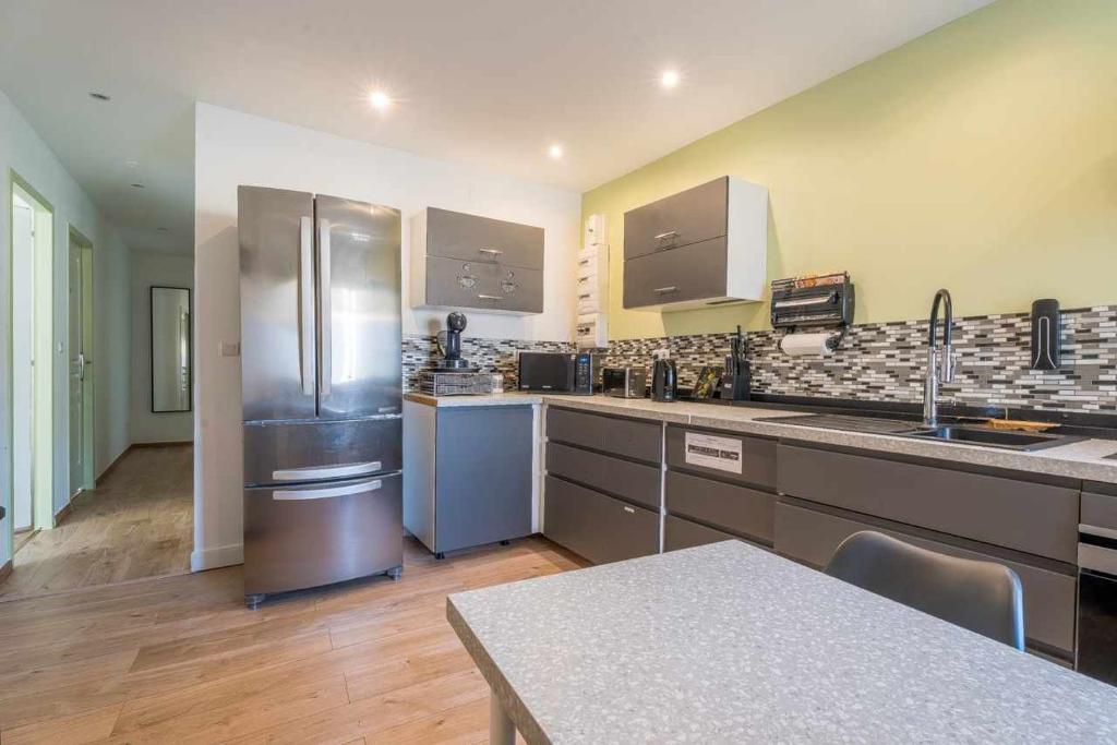Le Cosy 120m² - 4 chambres - 8 personnes photo 3