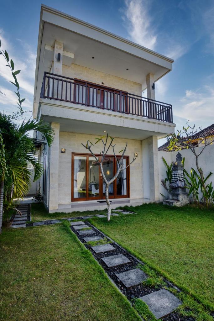 The Kanka Beach House - Tap to explore photos