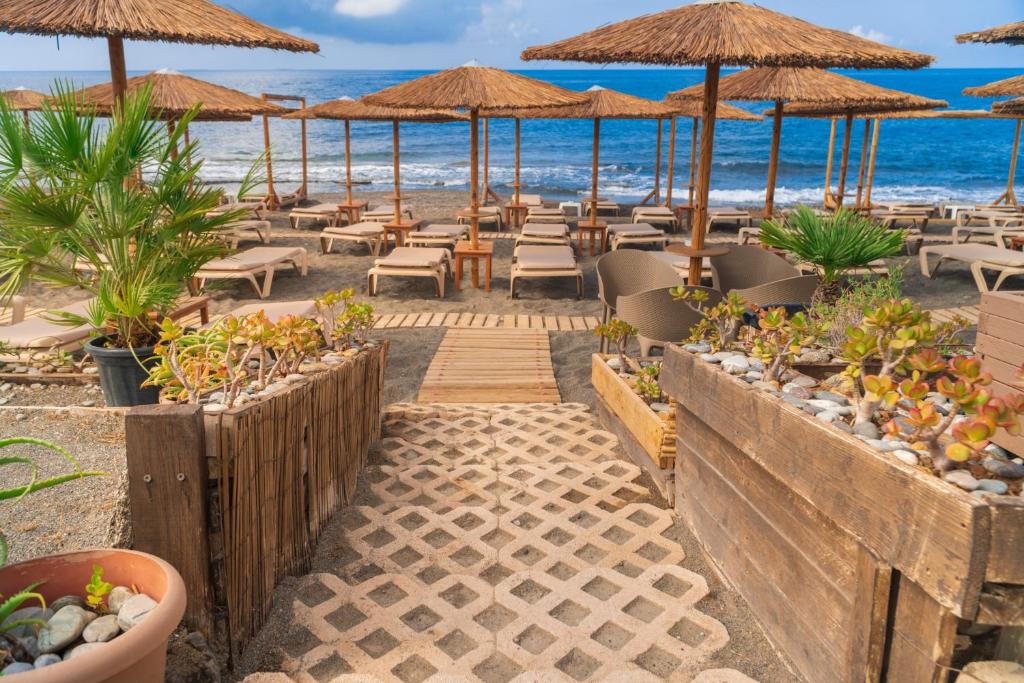 Tylissos Beach Hotel - Adults Only photo 4