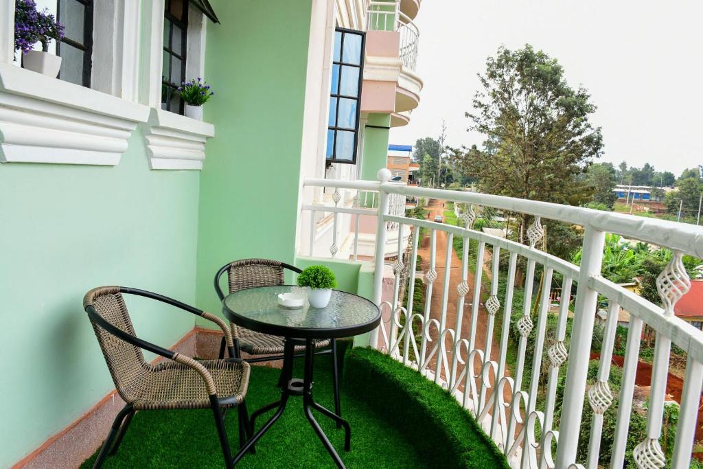 Modern & Homely Suite with Free Parking & WiFi photo 3