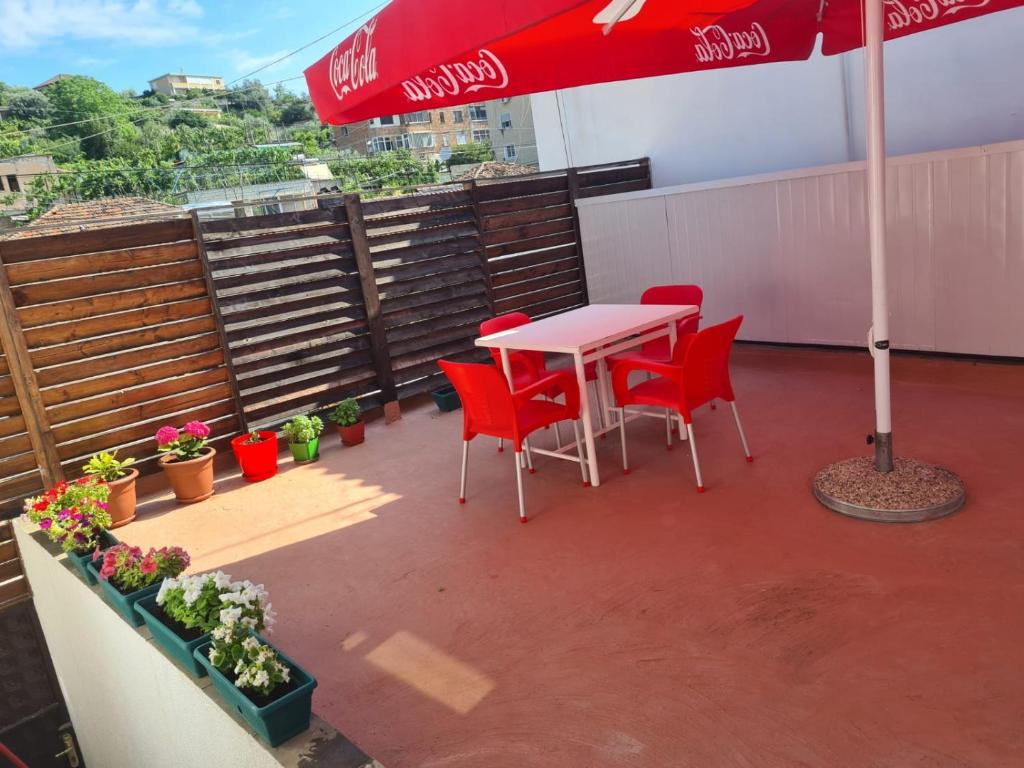VILA 32 photo 4