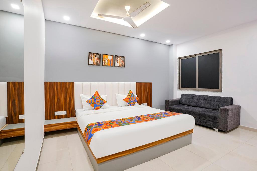 FabHotel Magnus photo 2