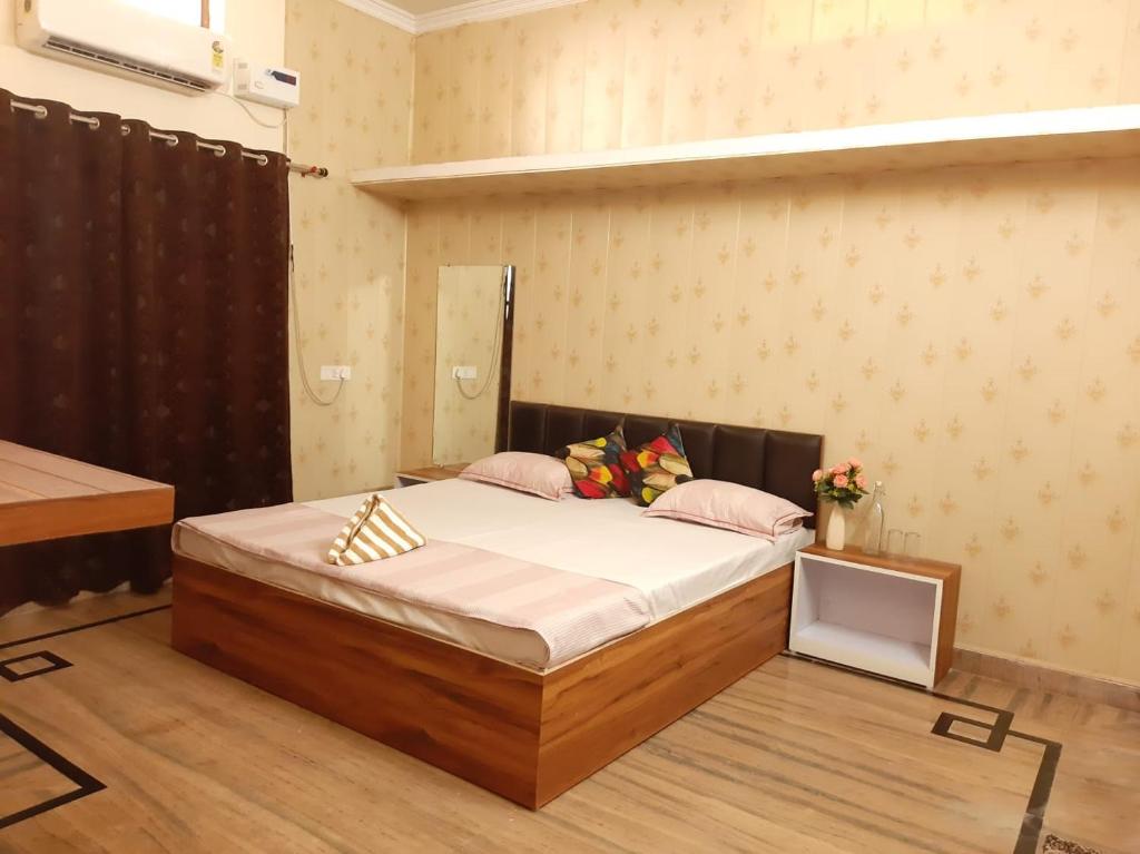 PAARIJAAT Homestay & Guesthouse photo 2