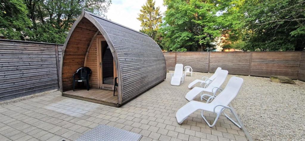 Pools, Sauna und Balkon mit Panoramablick photo 3