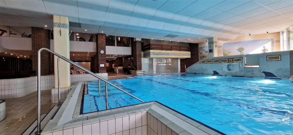 Pools, Sauna und Balkon mit Panoramablick photo 1