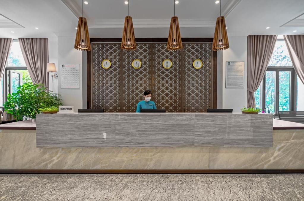 Rex Quang Binh Hotel