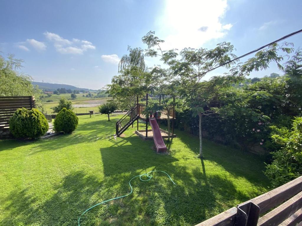 Precioso apartamento con jardín y piscina photo 2