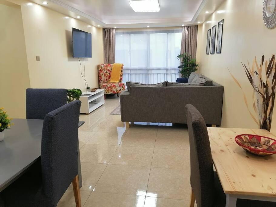 Serene apartment in the suburbs photo 4