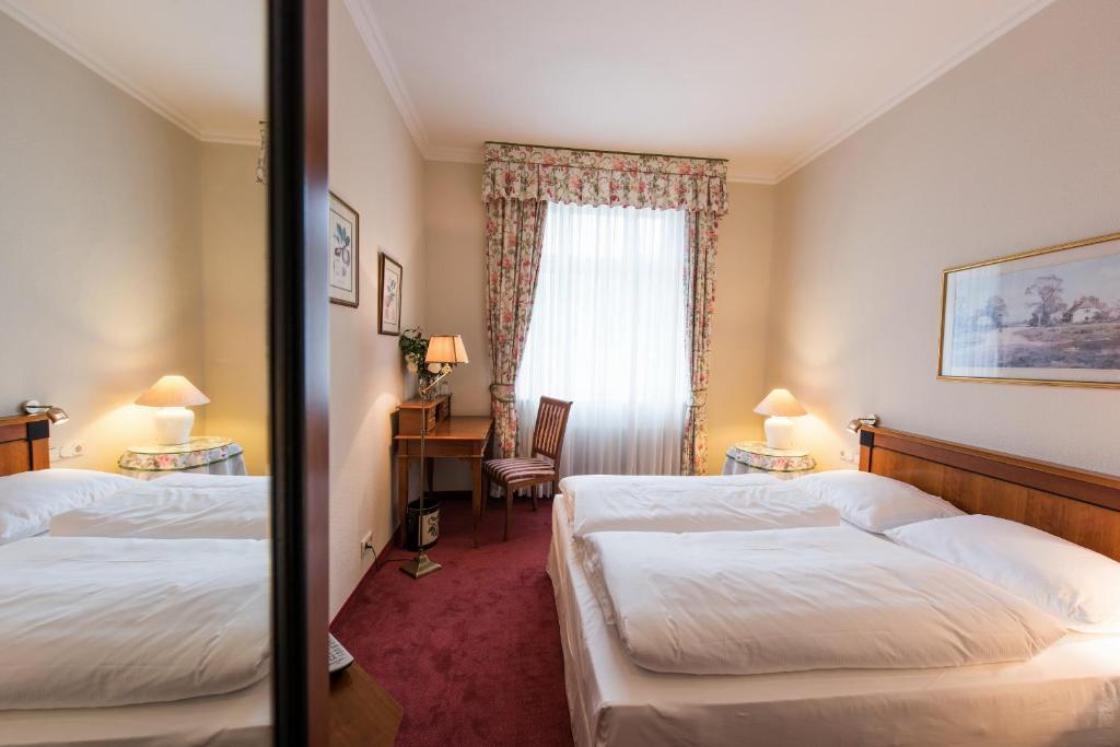 Hotel Kaiserhof Eisenach photo 1