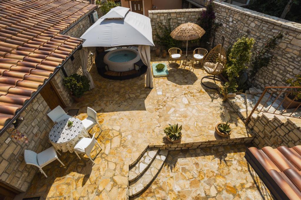 Villa Porta Qeparo