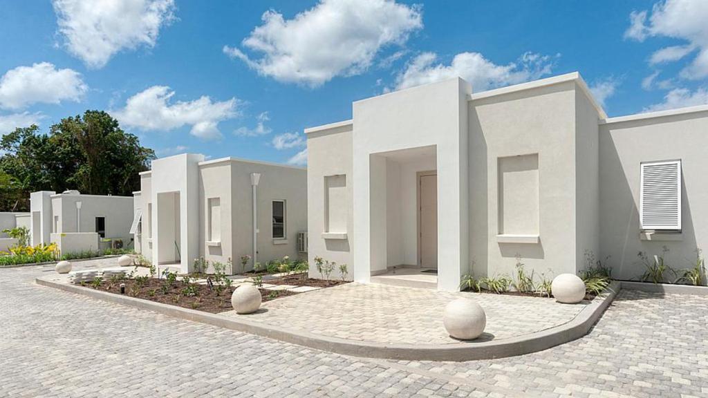 Unforgettable 3BR Luxury Villa at Porter's Place photo 1