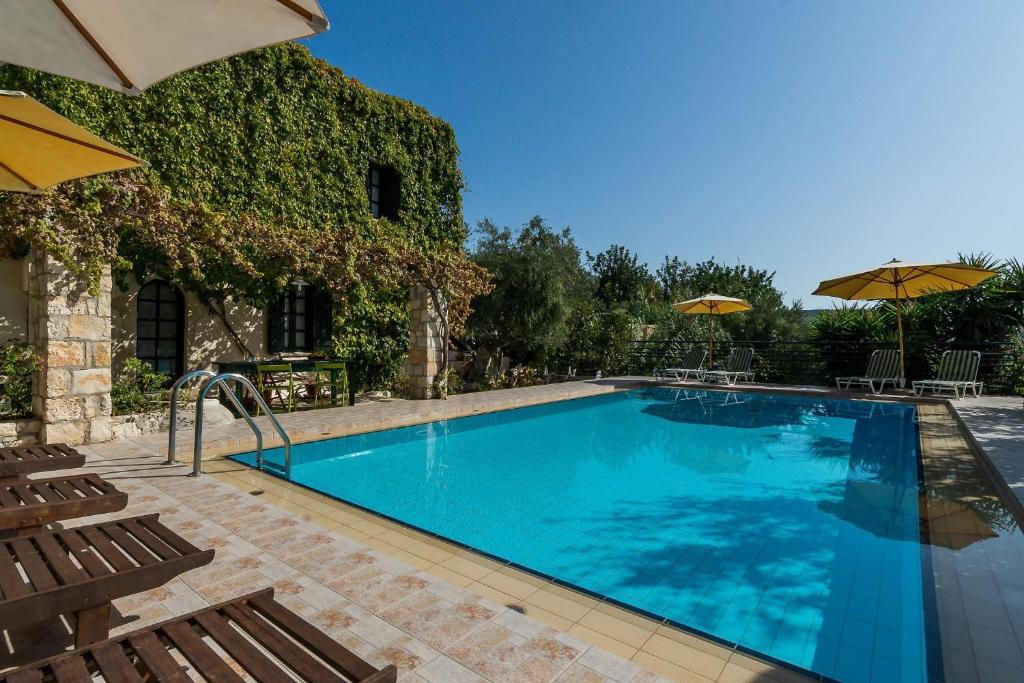 Dream 1 -traditional House With Pool To Share photo 1