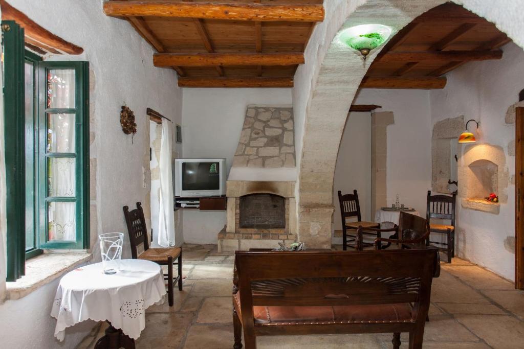 Dream 1 -traditional House With Pool To Share photo 2