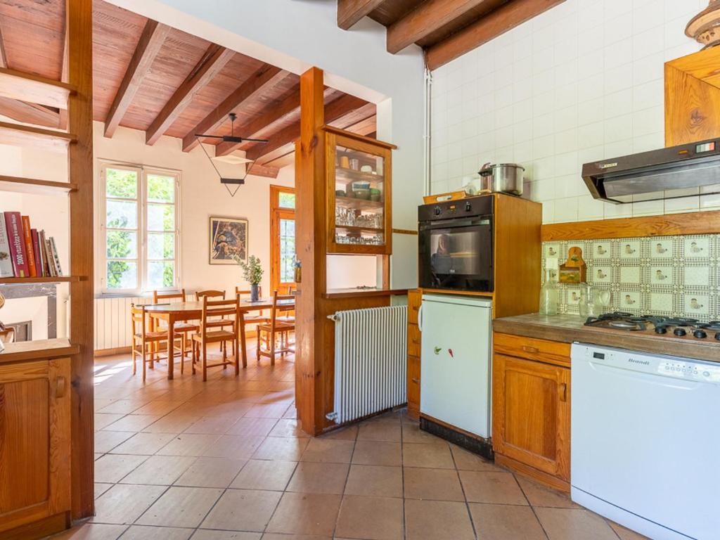 Maison Parentis-en-Born, 7 pièces, 15 personnes - FR-1-319-472 photo 4