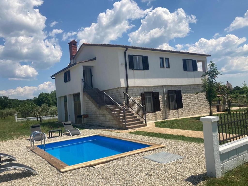 Casa Cerin with Private Pool photo 2