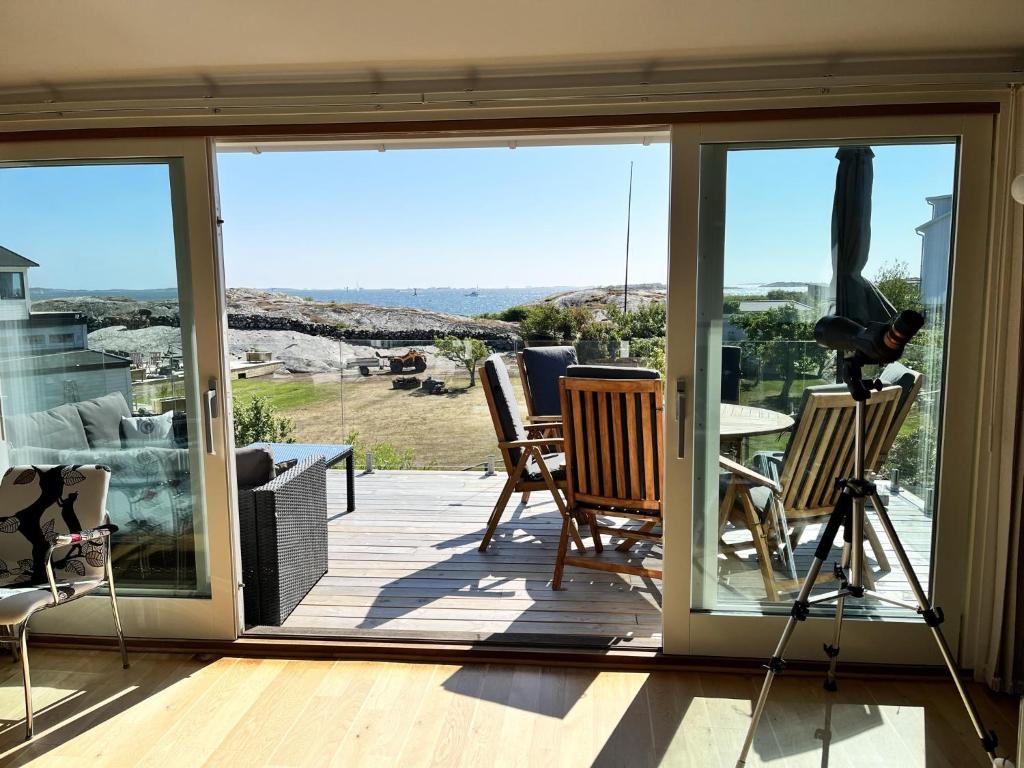 Unique holiday accommodation on Langholmen in Gothenburgs western archipelago photo 3