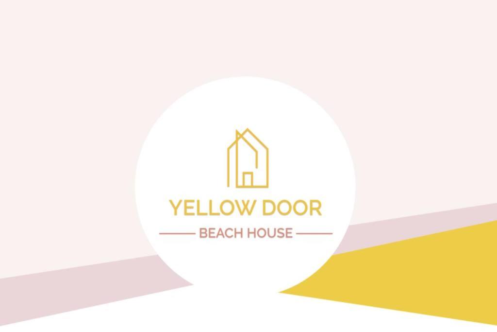 YellowDoorBeachHouse close to Moonlight Beach and LEGO Land photo 2