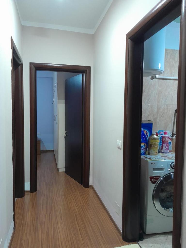 Lili's apartment photo 4