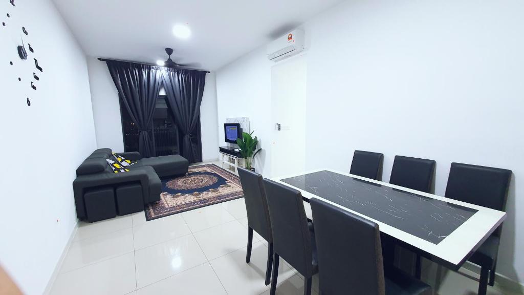 New Modern Condo with Pool at Bangi photo 3