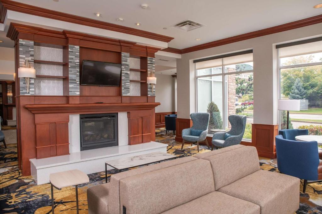 Hilton Garden Inn Erie photo 3