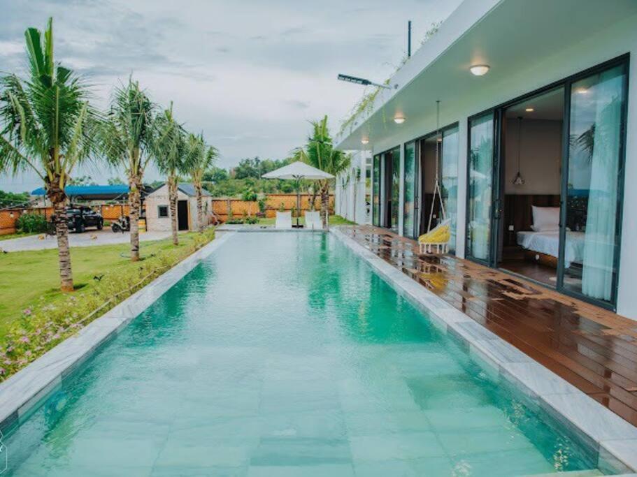 Sunset Hill Villa - Large Swimming Pool