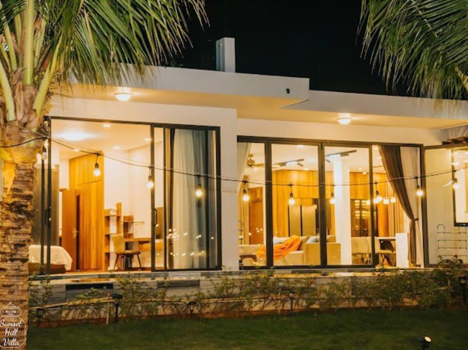 Sunset Hill Villa - Large Swimming Pool