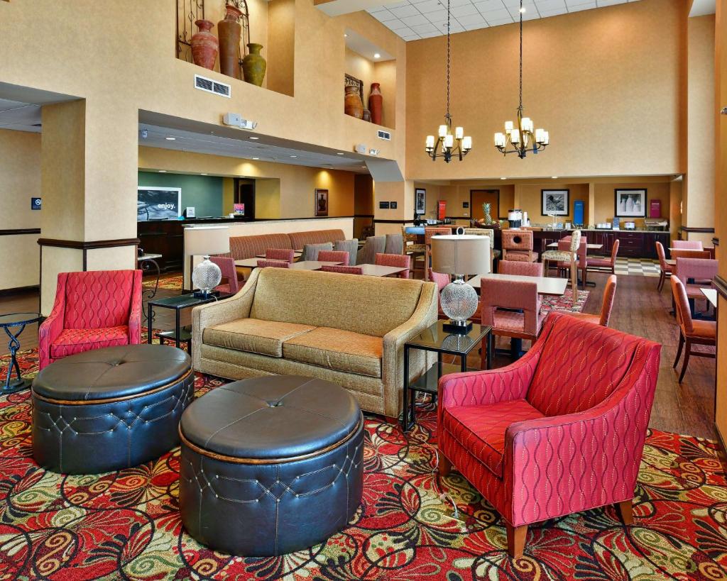 Hampton Inn & Suites Fredericksburg photo 3