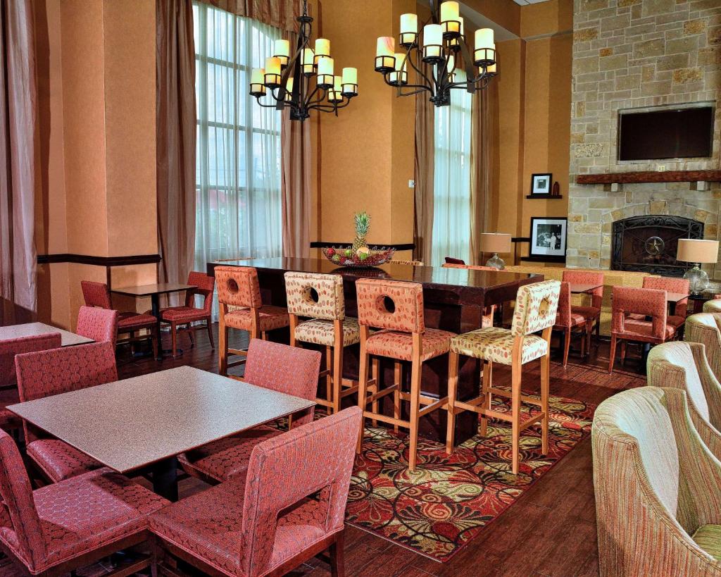 Hampton Inn & Suites Fredericksburg photo 4