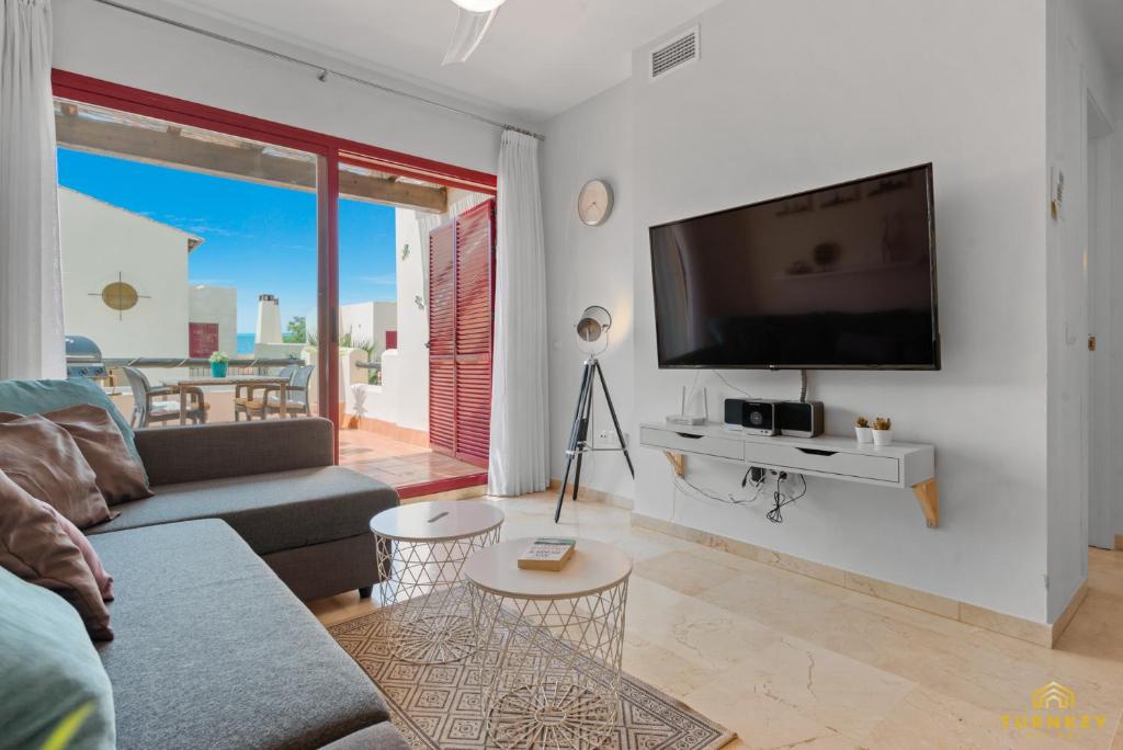 Beautiful penthouse in Casares with rooftop terrace and seaview photo 4
