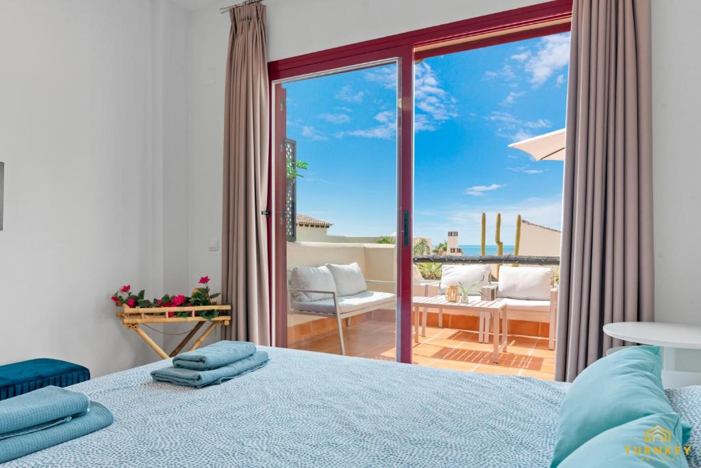 Beautiful penthouse in Casares with rooftop terrace and seaview photo 2