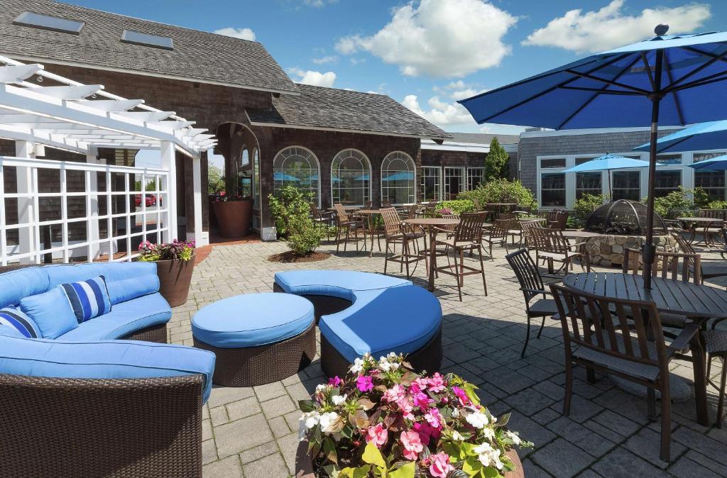 DoubleTree by Hilton Cape Cod - Hyannis photo 1