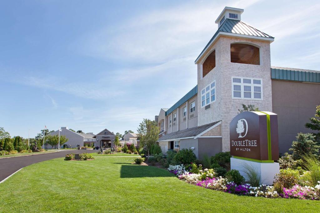 DoubleTree by Hilton Cape Cod - Hyannis photo 3