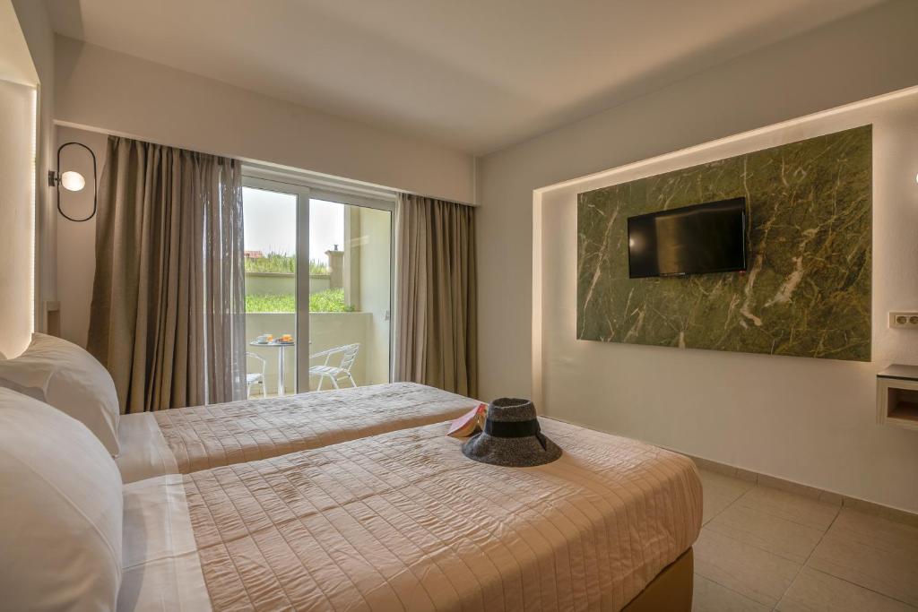 Castro Beach Hotel photo 3