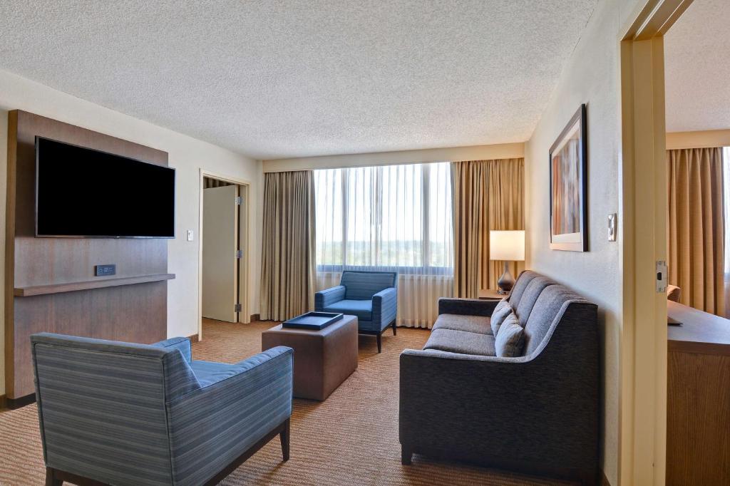 Embassy Suites Winston-Salem Room Type - Two-Bedroom Suite - Non-Smoking