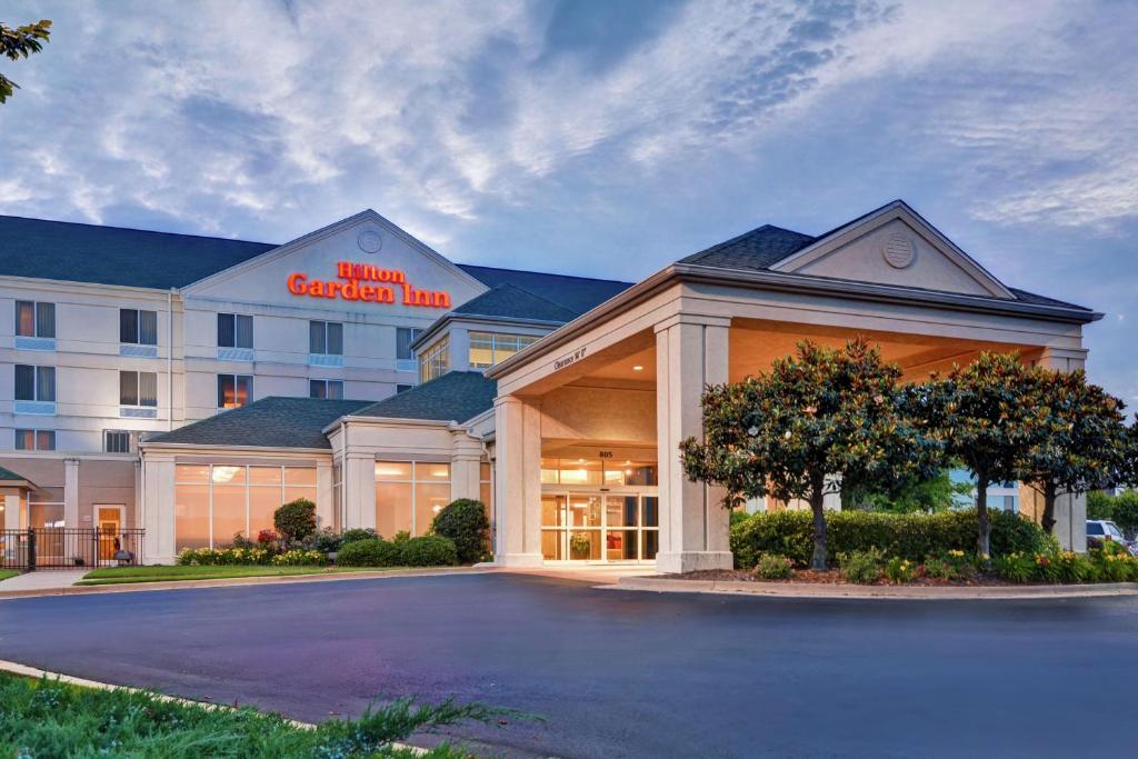 Hilton Garden Inn Conway image
