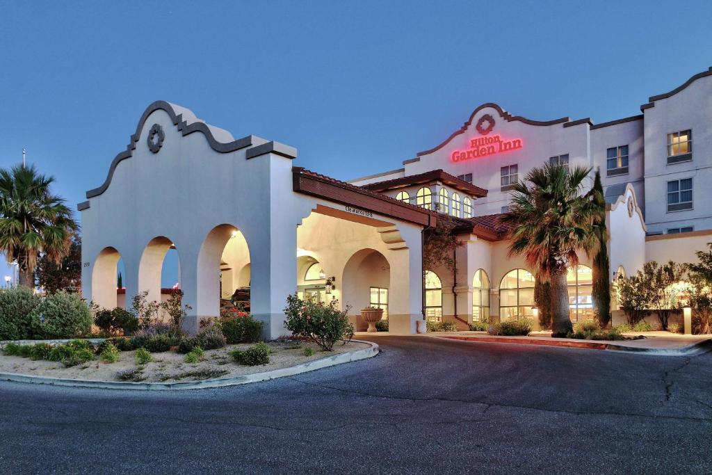 Hilton Garden Inn Las Cruces image