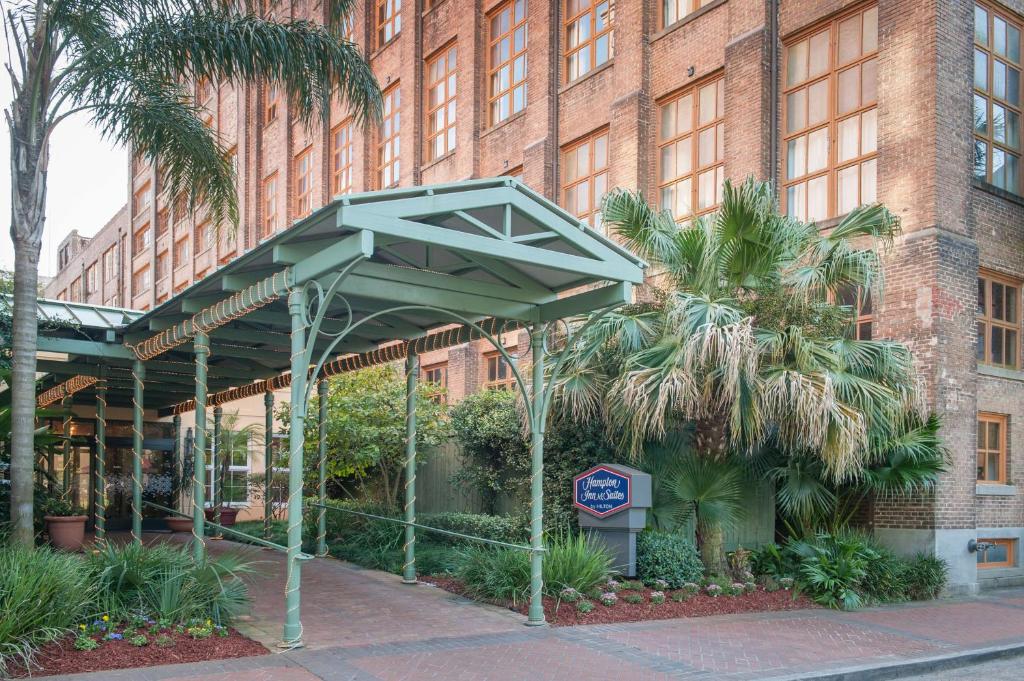 Hampton Inn & Suites New Orleans Convention Center image