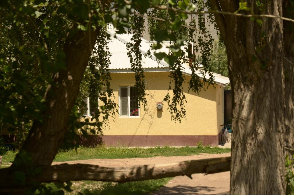 Esentur*s House on Karool-Dobo photo 1