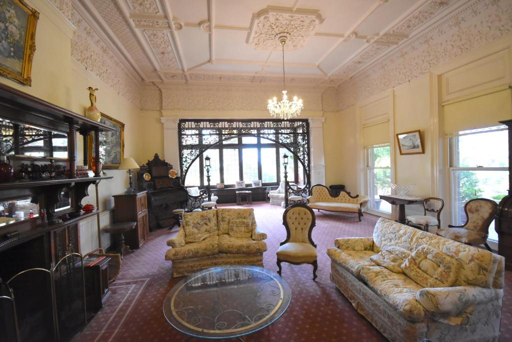 Kilmany Park Estate photo 4
