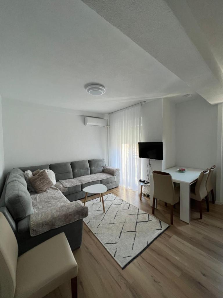 Icon Apartment
