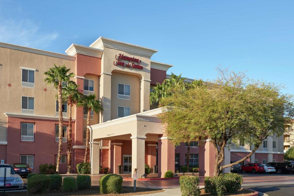 Hampton Inn & Suites Phoenix-Surprise image