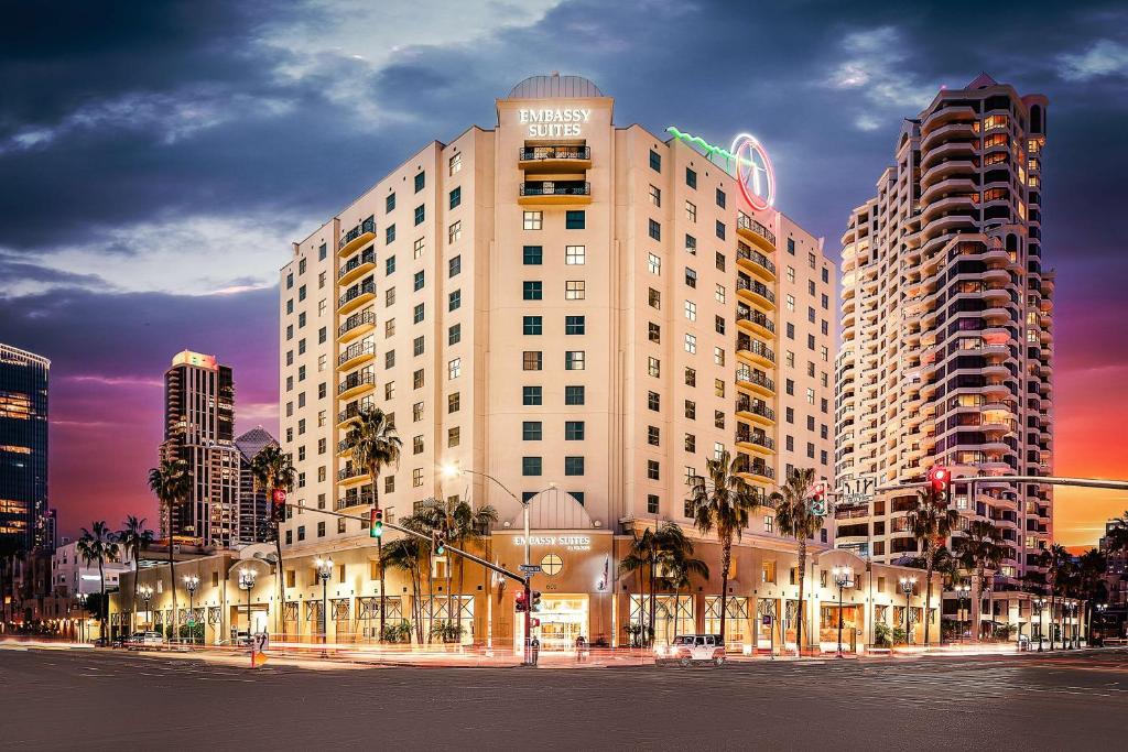Embassy Suites by Hilton San Diego Bay Downtown image