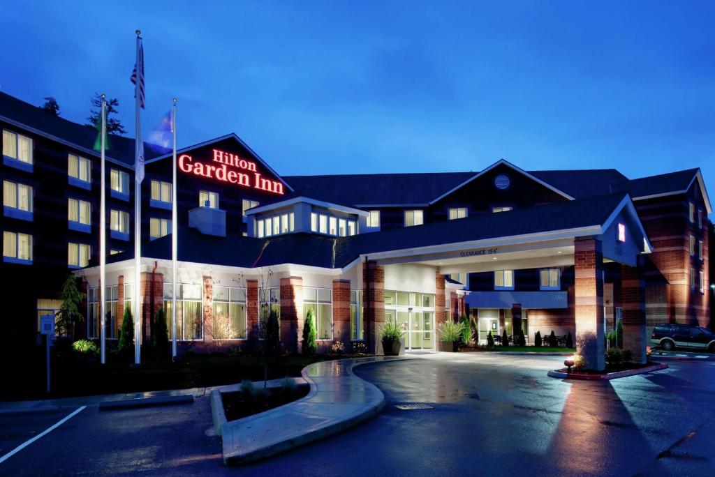 Hilton Garden Inn Seattle/Bothell image