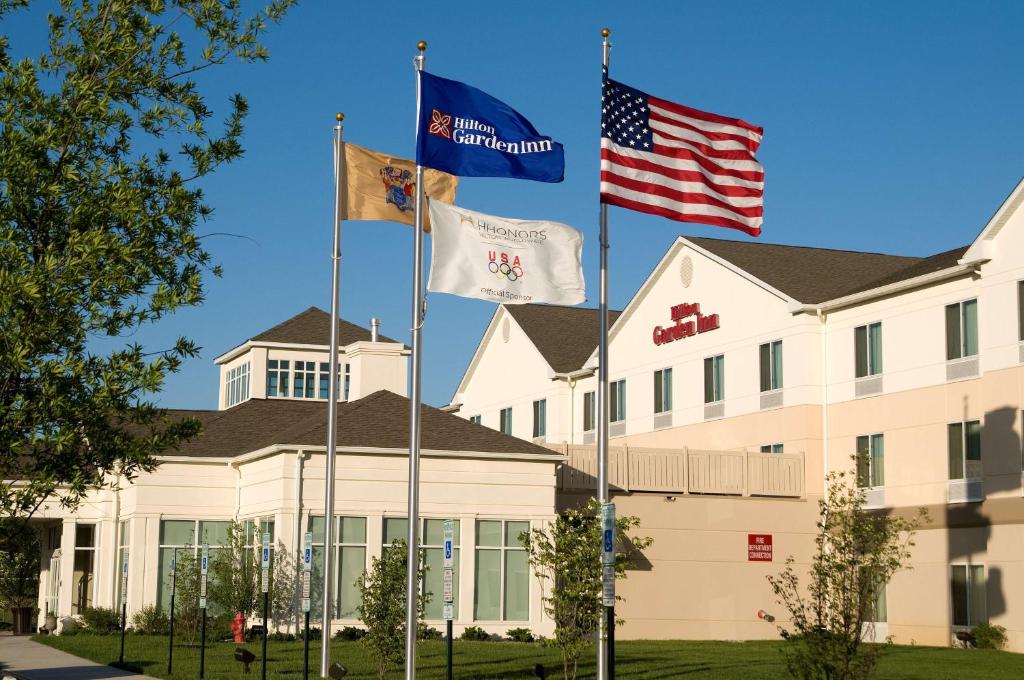 Hilton Garden Inn Mount Holly/Westampton image